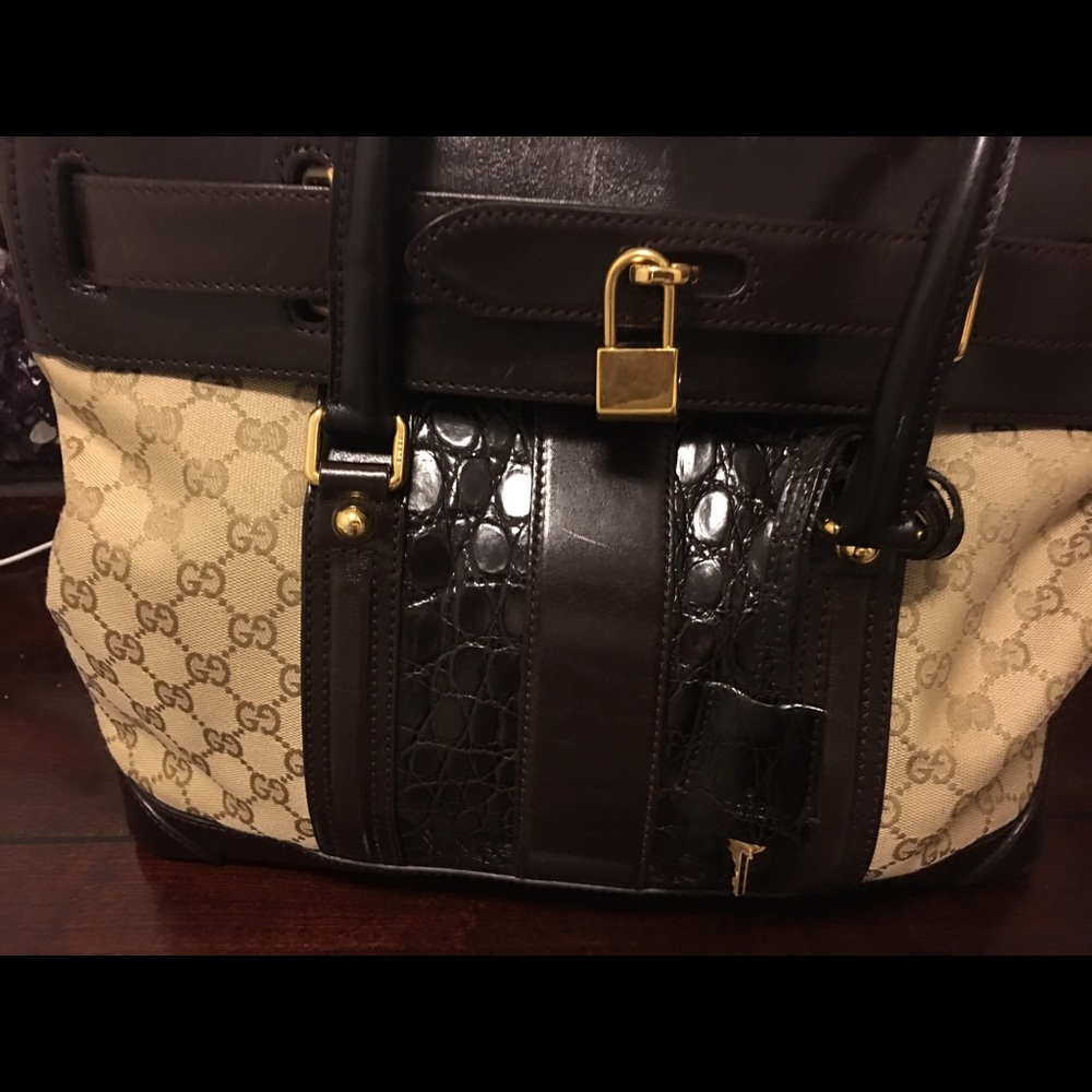 Authentic Gucci Bag - Picture 2 of 8